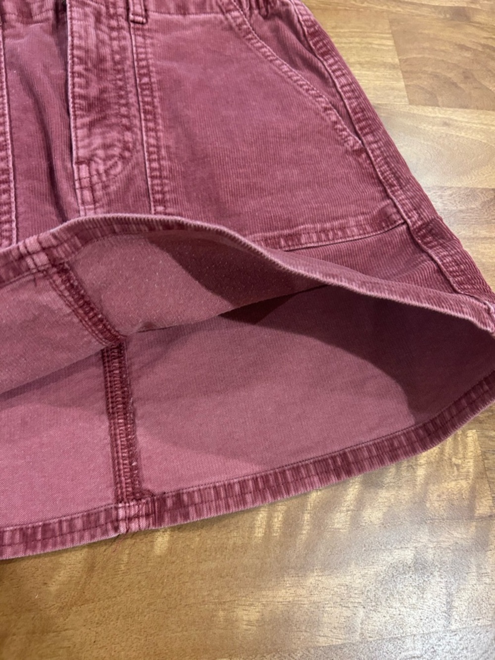 American Eagle Outfitters Washed Rose Corduroy Mini Skirt Size 0 - Picture 6 of 11